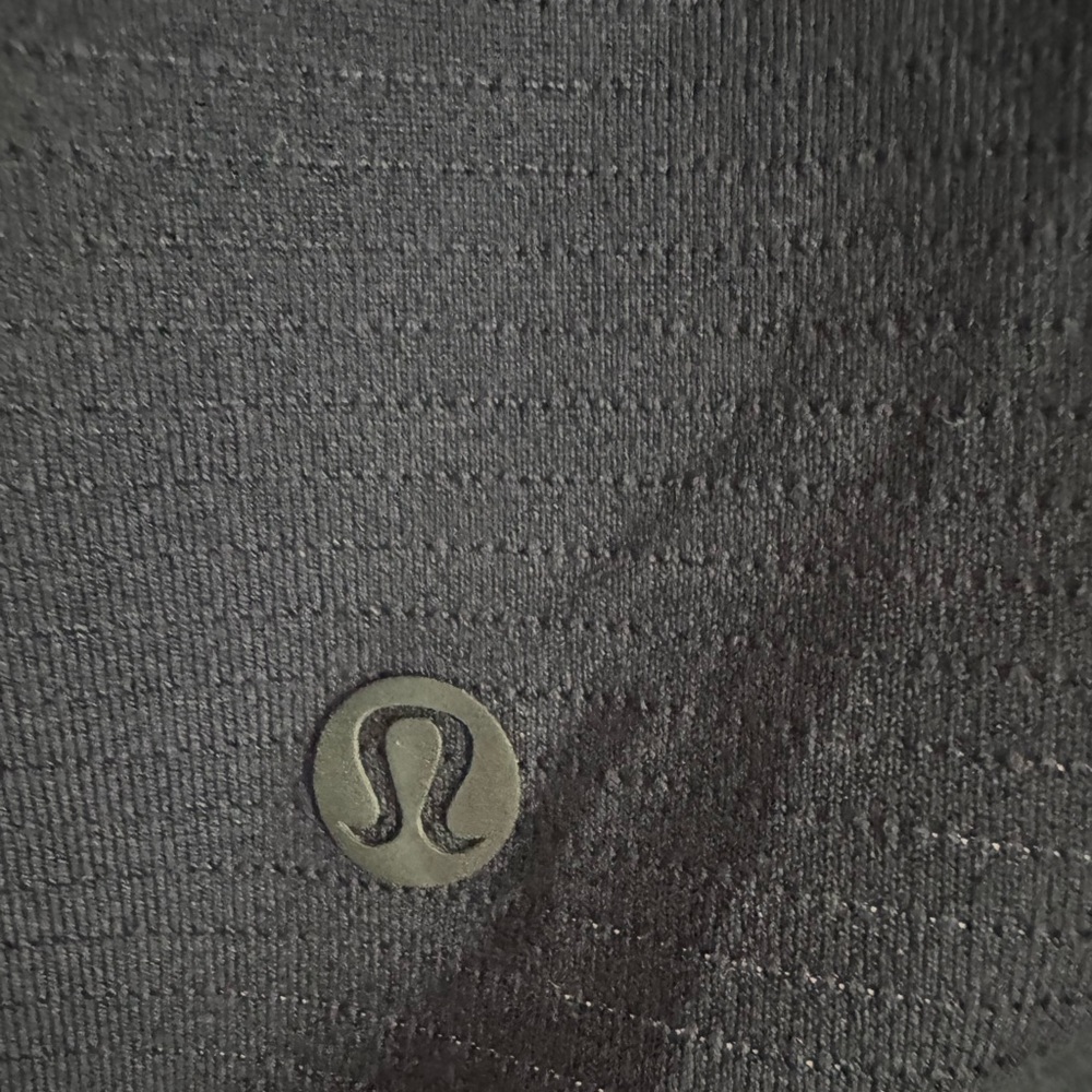 Lululemon navy blue athletic T